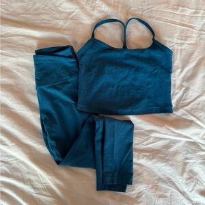 Women's Beyond Yoga Blue Set